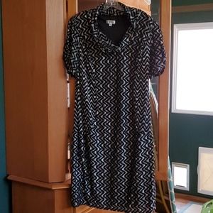 Pretty sparkling party dress!